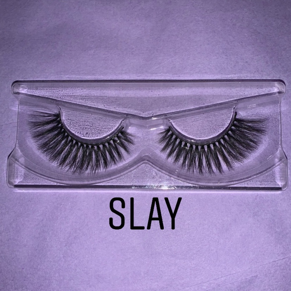 False Eyelashes (Slay)